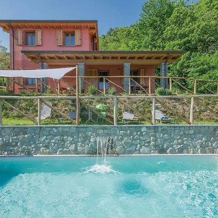 La Casa Di Alice Holiday home *